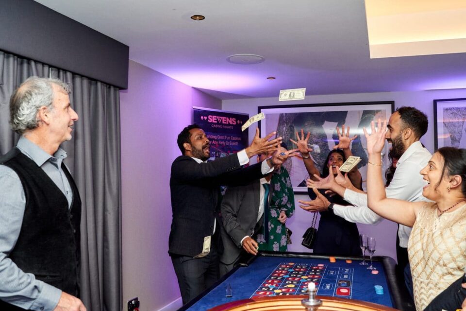 How to Organise a Casino Fundraising Night